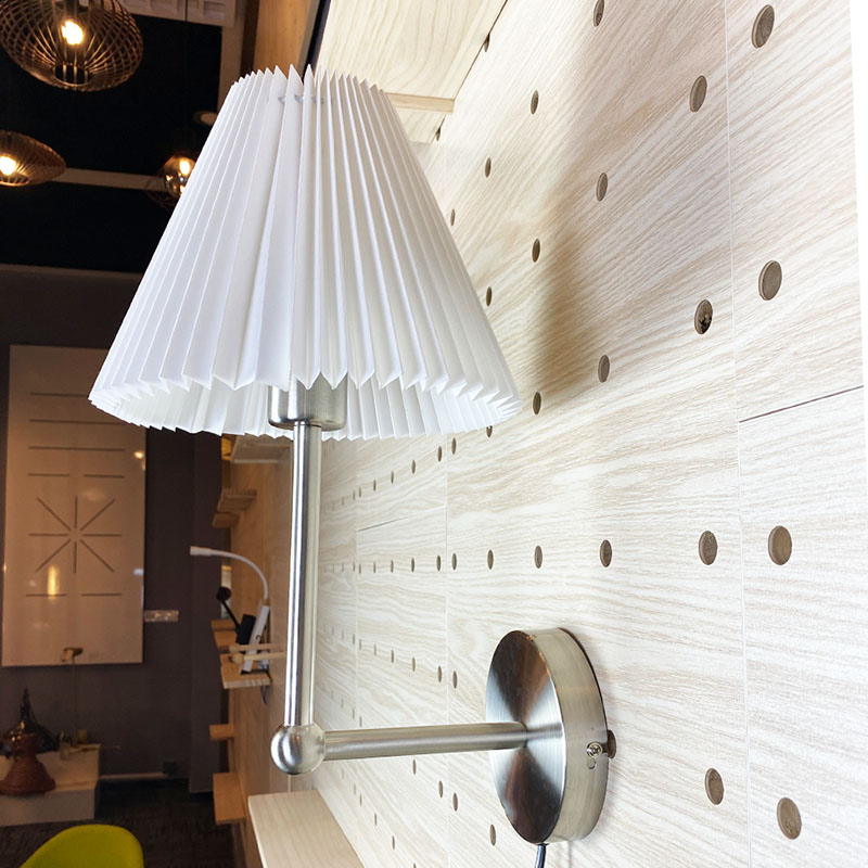 Kepiye carane nglukis iyub-iyub lampu kain?